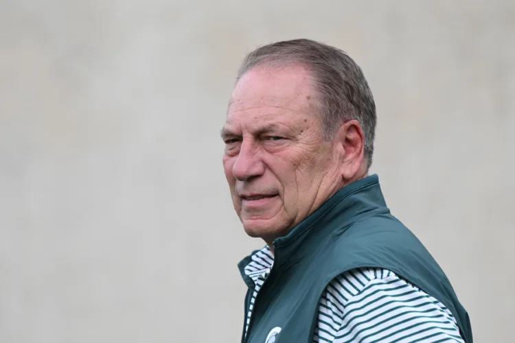 Izzo likes Spartans' depth